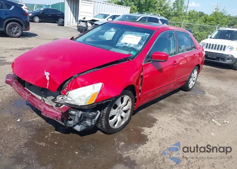 2005 Honda Accord 2.4 Ex from USA, damaged, VIN 1HGCM56815A020031
